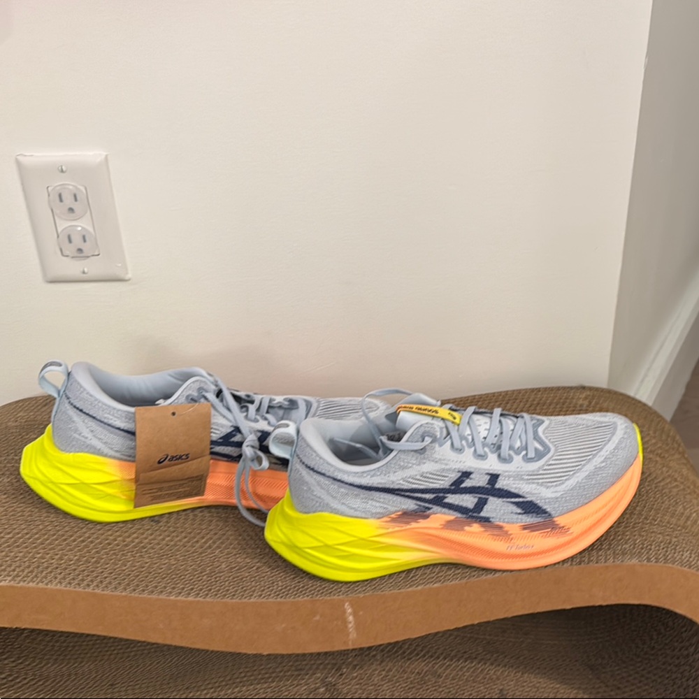 ASICS Superblast 2 Paris — Brand New